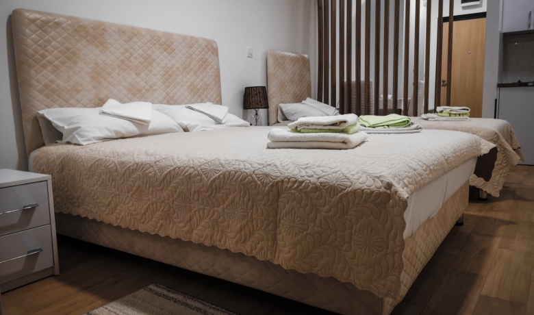 Queen Milena, Budva, Apartments