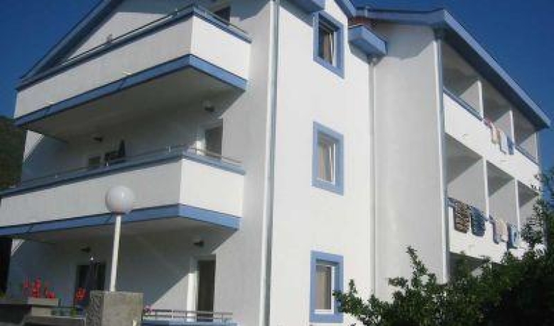 Виллы BECIC, Бечичи, Apartments