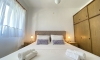 Little Rose Bay, Rose, Apartmany