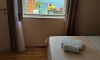 Маленькая роскошная квартира с одной спальней у моря, Котор, Apartments