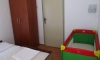 Dom w Perazica Dol, Reževići, Apartamenty